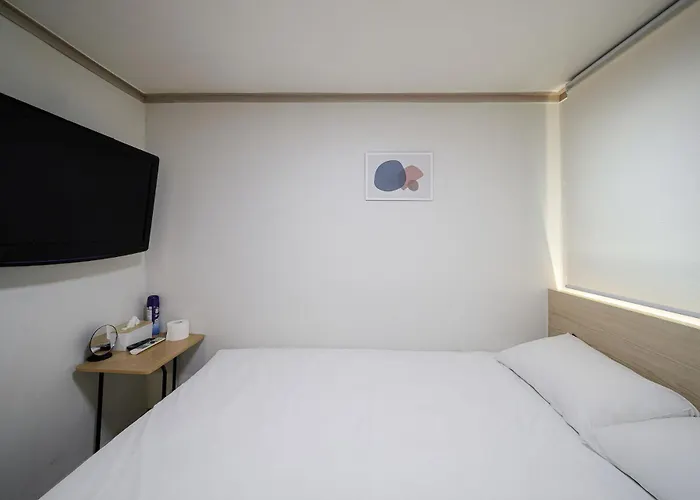 Hostal J5