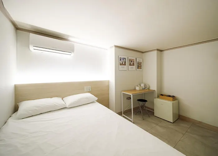 Hostel J5 Seoel